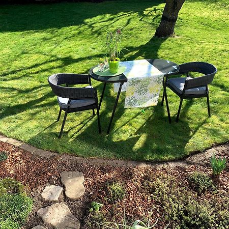 Ferienwohnung Zimmergruen Am Nordpark Mönchengladbach Exterior foto